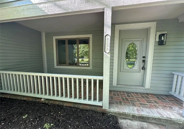 5th image of 4233 State Rd, Fort Gratiot, MI 48059 | MLS# 20261059240