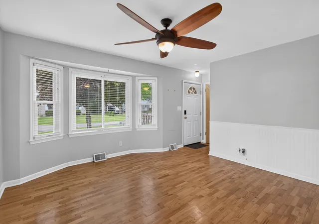 Photo 3 of Single family home for sale at 1867 S Argus Ct, Jackson, MI 49203 | MLS# 55026039280 | Listing updated on 2026-08-27