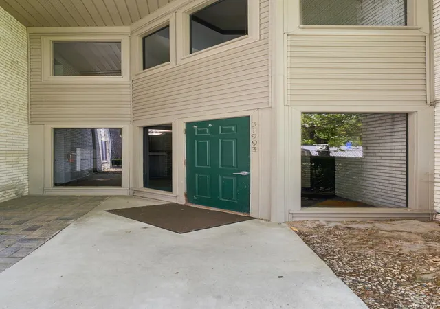 26th image of 32005 W 12 Mile Rd #208, Farmington Hills, MI 48334 | MLS# 20261059251