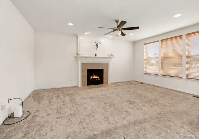 3rd image of 9889 High Meadow Dr, Ypsilanti, MI 48198 | MLS# 20261059273