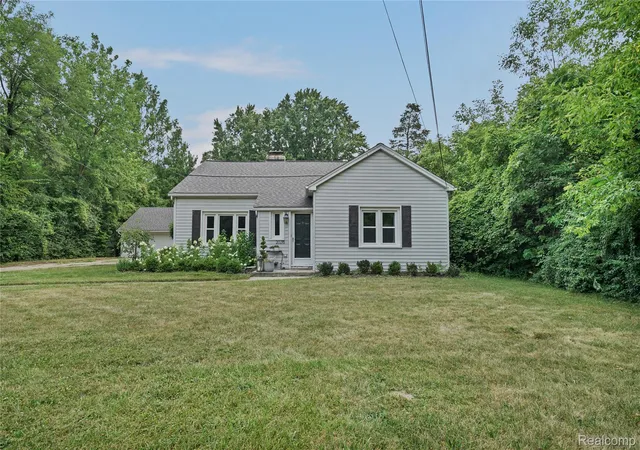 1st image of 20215 W Eastwood Dr W, Harper Woods, MI 48225 | MLS# 20261059276