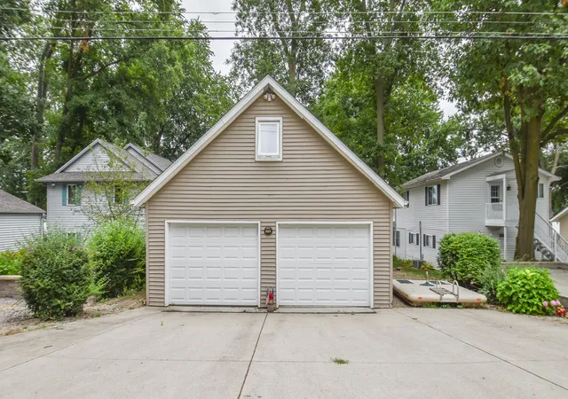 Photo 4 of Single family home for sale at 173 Dons Dr, Quincy, MI 49082 | MLS# 62026039308 | Listing updated on 2026-09-11