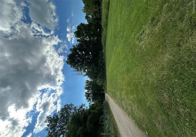 23rd image of 33911 40th St, Paw Paw, MI 49079 | MLS# 20261059284