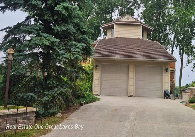 11th image of 2180 Driftwood Rd, Standish, MI 48658 | MLS# 61050216638