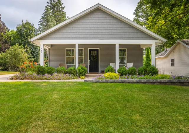 Photo 2 of Single family home for sale at 608 S Main St, Berrien Springs, MI 49103 | MLS# 69026039320 | Listing updated on 2026-09-01