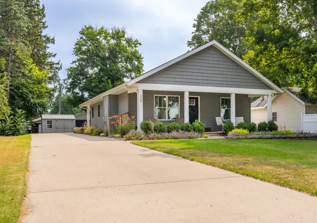 Photo 1 of Single family home for sale at 608 S Main St, Berrien Springs, MI 49103 | MLS# 69026039320 | Listing updated on 2026-09-01