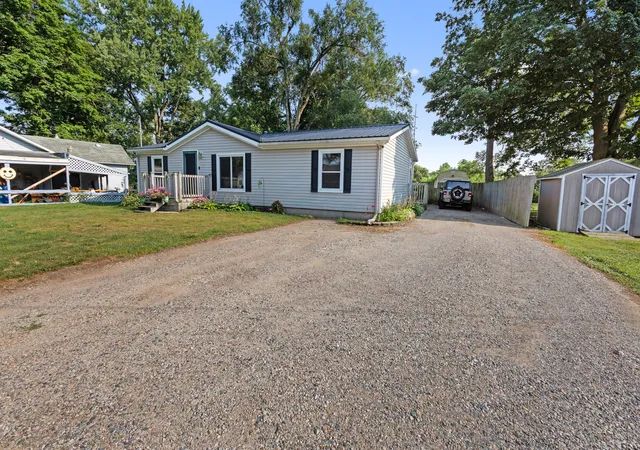 3rd image of 288 Perkins St, Coldwater, MI 49036 | MLS# 53026039321
