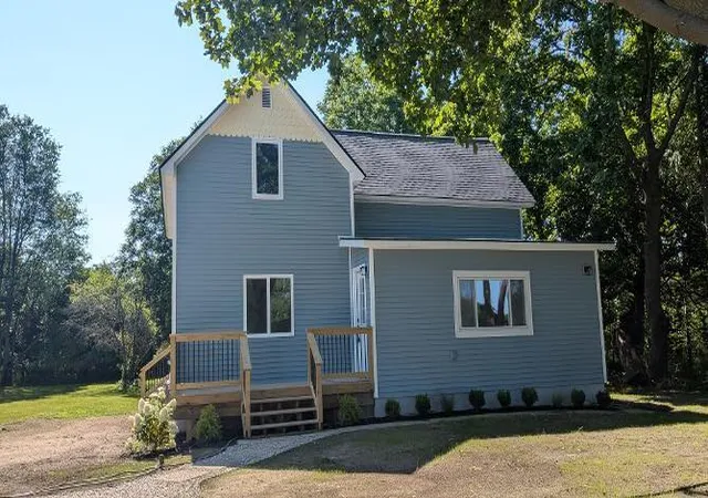 1st image of 745 Sunnyside Dr, Cadillac, MI 49601 | MLS# 67026039322