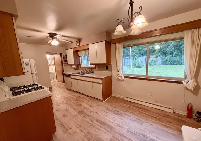 Photo 3 of Single family home for sale at 1871 Joy Rd, Saginaw, MI 48601 | MLS# 61050216644 | Listing updated on 2026-09-16
