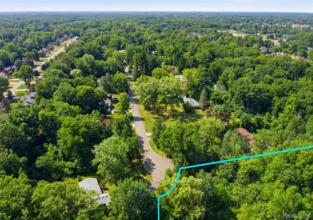Photo 3 of Land for sale at Lot 21 Edgemont Dr, Southfield, MI 48033 | MLS# 20261059305 | Listing updated on 2026-08-03