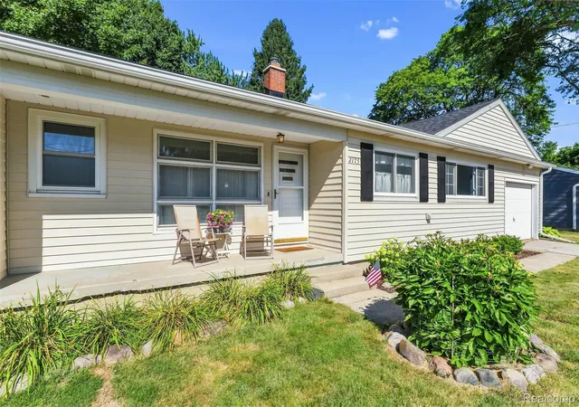4th image of 2175 Cashin St, Burton, MI 48509 | MLS# 20261059306