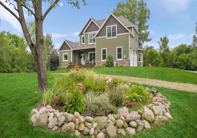 2nd image of 7115 Clinton Trl, Clarksville, MI 48815 | MLS# 65026039336