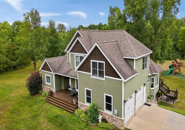 3rd image of 7115 Clinton Trl, Clarksville, MI 48815 | MLS# 65026039336