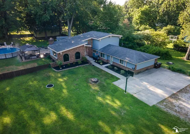 1st image of 6849 Fortuna Dr, Temperance, MI 48182 | MLS# 57050216648
