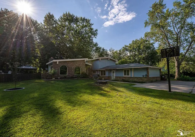 2nd image of 6849 Fortuna Dr, Temperance, MI 48182 | MLS# 57050216648