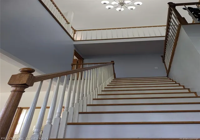4th image of 10149 Emerald Dr, Brooklyn, MI 49230 | MLS# 20261059323