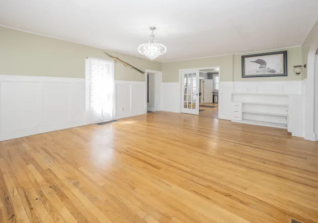 Photo 4 of Single family home for sale at 212 E Allegan St, Otsego, MI 49078 | MLS# 66026039367 | Listing updated on 2026-08-25