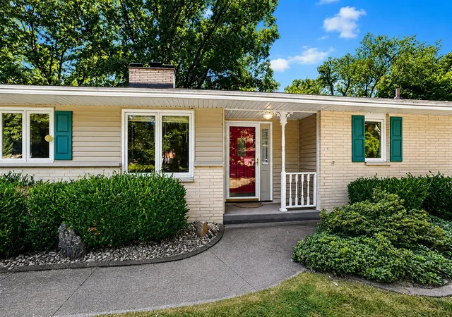 4th image of 8047 Oak Hill Dr, Kalamazoo, MI 49009 | MLS# 66026039356