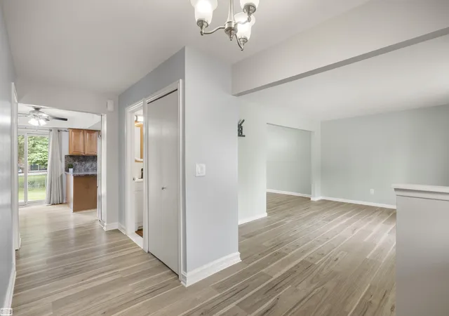 3rd image of 14514 Kerner Dr, Sterling Heights, MI 48313 | MLS# 58050216656