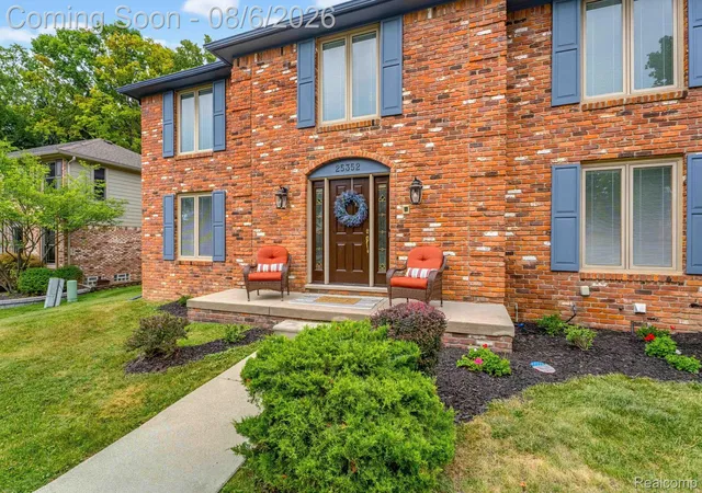 2nd image of 25352 Witherspoon St, Farmington Hills, MI 48335 | MLS# 20261059340