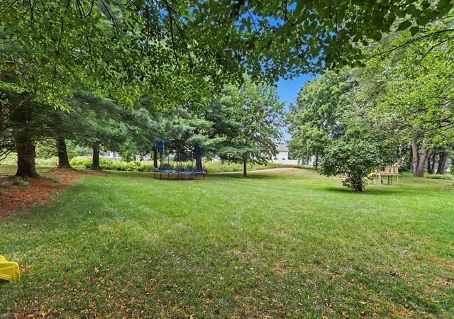 36th image of 128 Pheasant Run, Battle Creek, MI 49015 | MLS# 65026039371