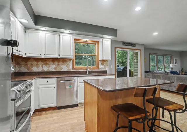 5th image of 128 Pheasant Run, Battle Creek, MI 49015 | MLS# 65026039371