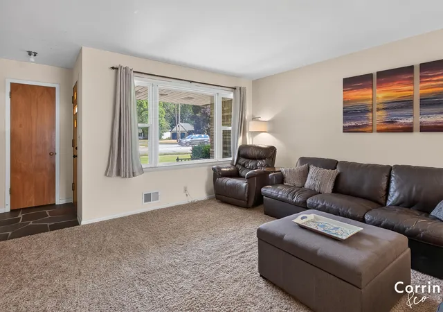 Photo 3 of Single family home for sale at 2741 Plainfield Ave Ne, Grand Rapids, MI 49505 | MLS# 65026039375 | Listing updated on 2026-09-16