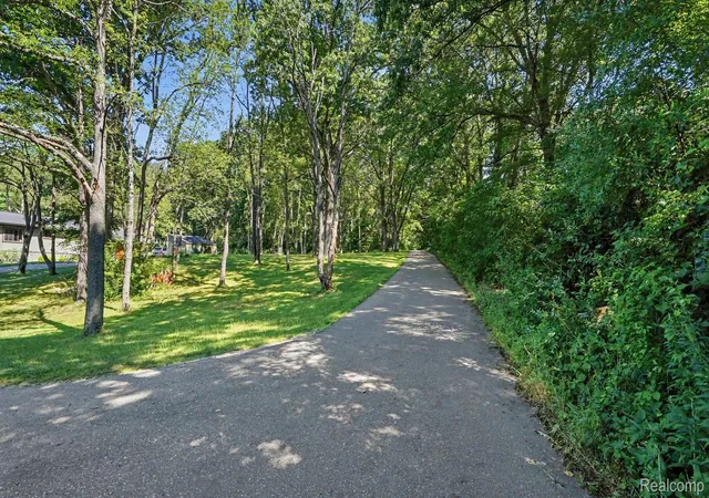 Land for sale at 0 E Coon Lake Trl, Howell, MI 48843 | MLS# 20261059346