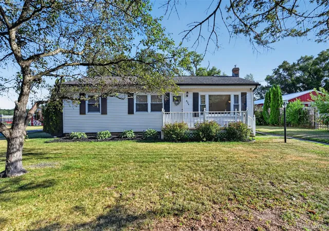 2nd image of 834 Baird St, Holly, MI 48442 | MLS# 20261059356