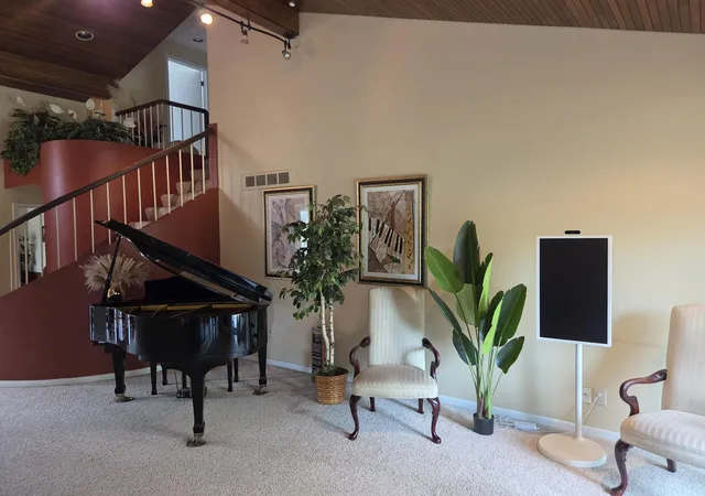 Photo 2 of Condo for sale at 7229 Creeks Bnd Dr, West Bloomfield, MI 48322 | MLS# 81026039385 | Listing updated on 2026-10-04