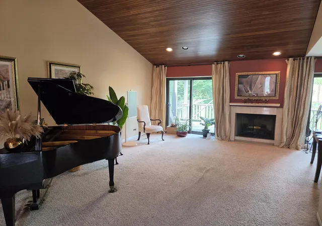 Photo 3 of Condo for sale at 7229 Creeks Bnd Dr, West Bloomfield, MI 48322 | MLS# 81026039385 | Listing updated on 2026-10-04