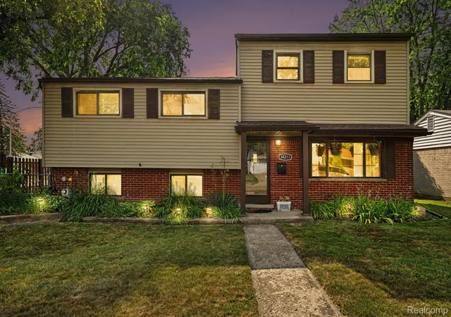 Photo 2 of Single family home for sale at 34211 Viceroy Dr, Sterling Heights, MI 48310 | MLS# 20261059367 | Listing updated on 2026-09-06