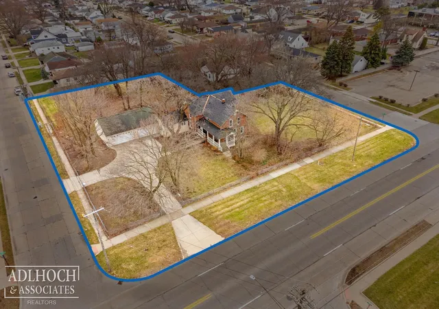 3rd image of 17526 E 10 Mile Rd, Eastpointe, MI 48021 | MLS# 58050216684