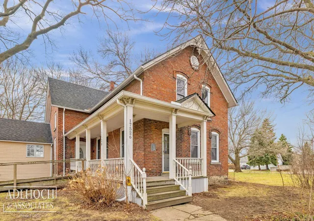4th image of 17526 E 10 Mile Rd, Eastpointe, MI 48021 | MLS# 58050216684