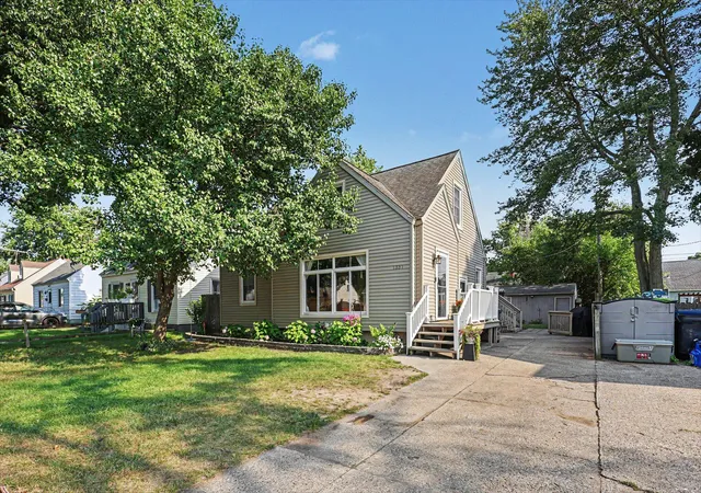 Photo 3 of Single family home for sale at 1357 Cornell Rd, Muskegon, MI 49441 | MLS# 71026039409 | Listing updated on 2026-09-16
