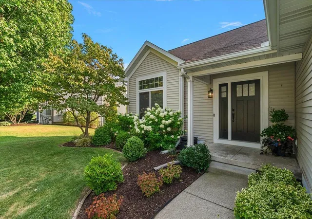 3rd image of 312 Sand Castle Dr, Holland, MI 49424 | MLS# 71026039404