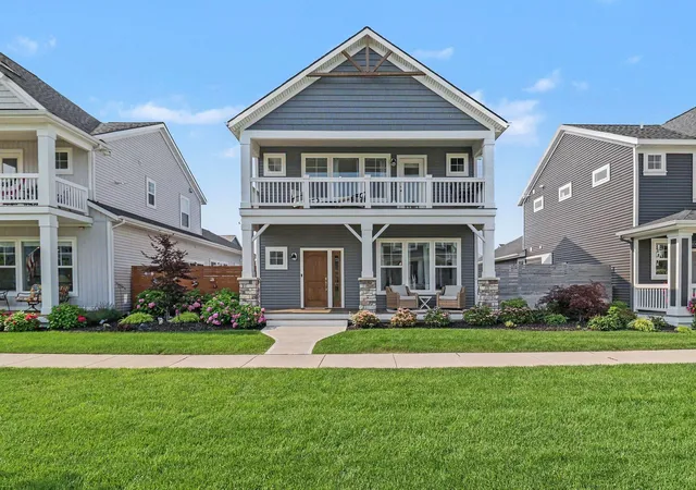 1st image of 402 W Leland Dr, Whitehall, MI 49461 | MLS# 65026039400