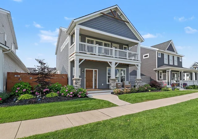 3rd image of 402 W Leland Dr, Whitehall, MI 49461 | MLS# 65026039400