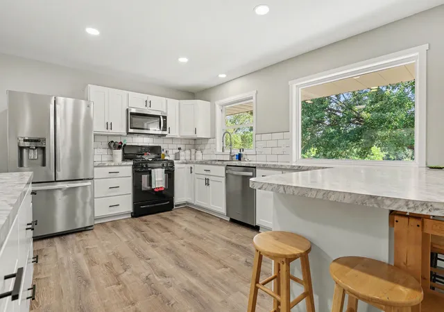 Photo 2 of Single family home for sale at 14370 14 Mile Rd Ne, Greenville, MI 48838 | MLS# 65026039395 | Listing updated on 2026-09-09