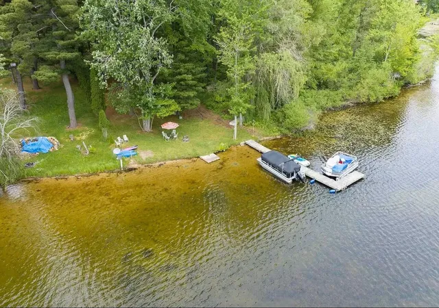 4th image of 10268 51St St, Grand Junction, MI 49056 | MLS# 66026039407