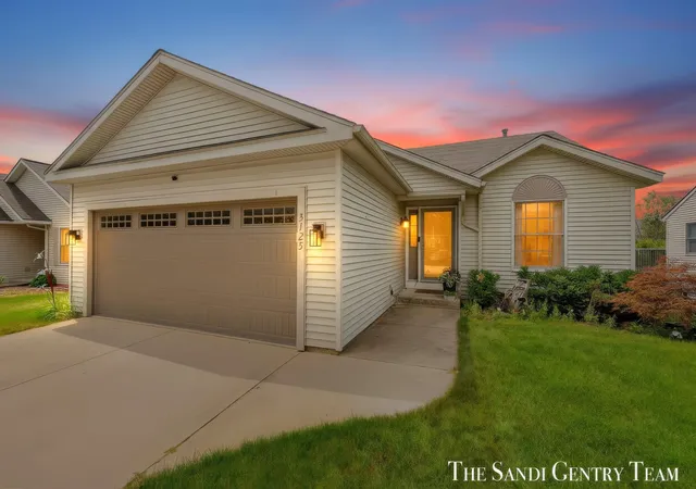 Photo 2 of Single family home for sale at 3125 Riley Ridge Rd, Holland, MI 49424 | MLS# 71026039396 | Listing updated on 2026-08-17