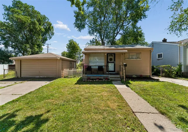 Photo 3 of Single family home for sale at 17134 Robert St, Melvindale, MI 48122 | MLS# 20261059399 | Listing updated on 2026-09-03