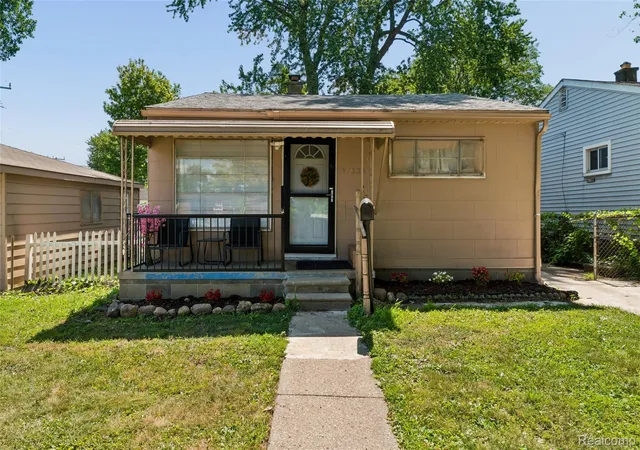 Photo 3 of Single family home for sale at 17134 Robert St, Melvindale, MI 48122 | MLS# 20261059399 | Listing updated on 2026-09-03
