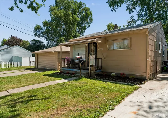 Photo 4 of Single family home for sale at 17134 Robert St, Melvindale, MI 48122 | MLS# 20261059399 | Listing updated on 2026-09-03