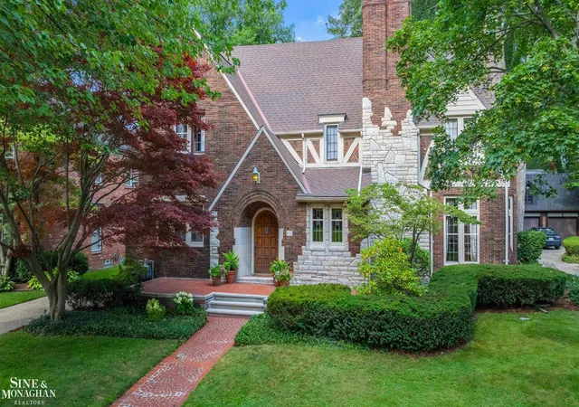 74th image of 852 Whittier Rd, Grosse Pointe Park, MI 48230 | MLS# 58050216690