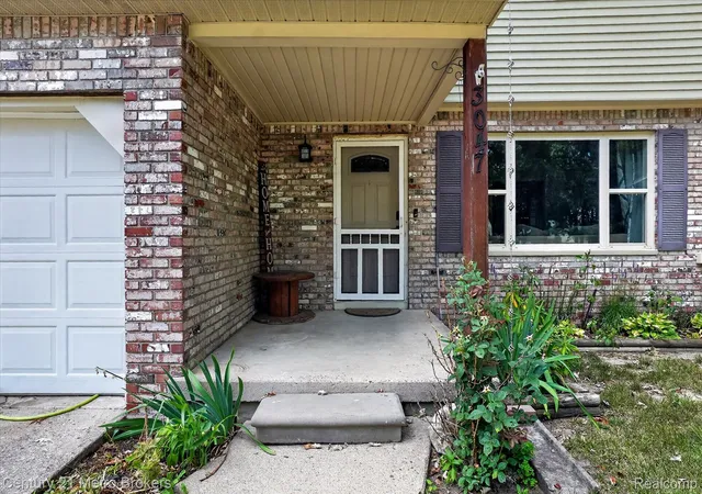 5th image of 3047 Courtesy Dr, Flint, MI 48506 | MLS# 20261059429