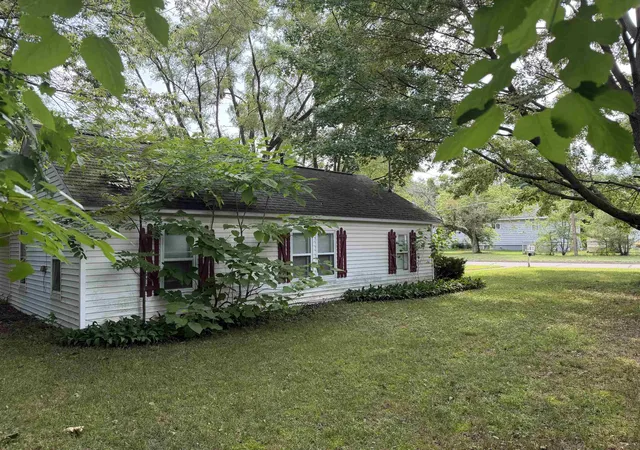 4th image of 405 S Maxwell St, Mount Pleasant, MI 48858 | MLS# 78080071701
