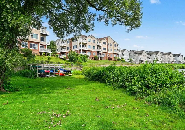 Photo 3 of Condo for sale at 1011 Lake Ridge Dr, Traverse City, MI 49684 | MLS# 78080071705 | Listing updated on 2026-09-03