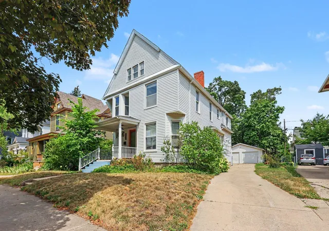 image of 720 Morris Ave Se, Grand Rapids City Kent, MI 49503 | MLS# 65026039444
