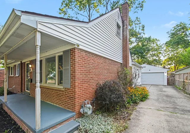 Photo 3 of Single family home for sale at 646 Center Dr, Ann Arbor, MI 48103 | MLS# 81026039441 | Listing updated on 2026-09-03